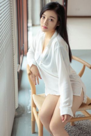 日本av白色长裙沙发_剧情片影视在线观看