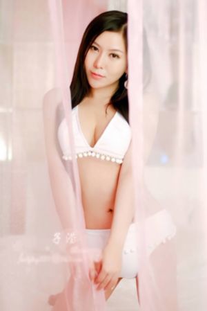 视频成人学生_720迅雷电影在线